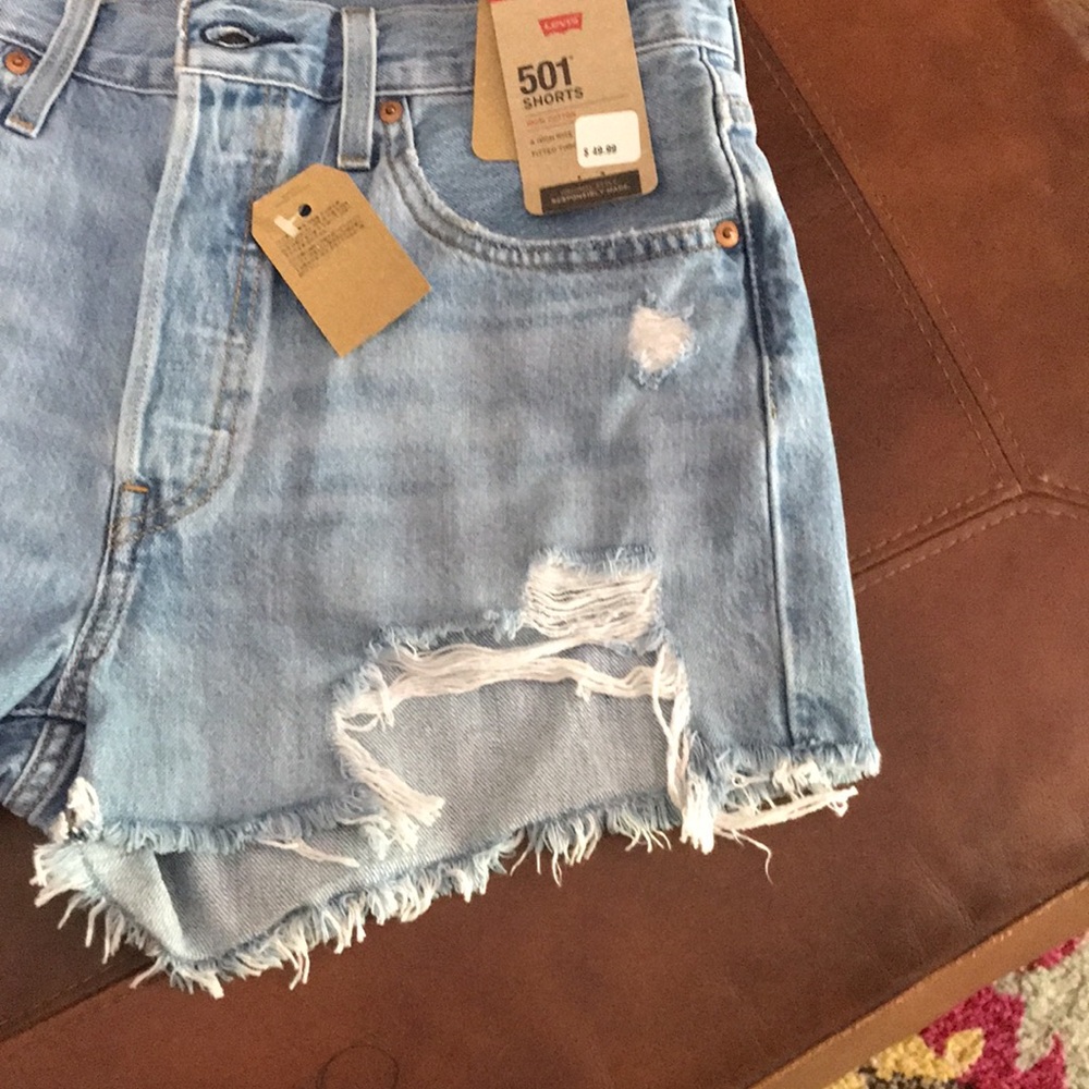 Levi's 501 Light Blue Distressed Women's Denim Shorts waist 29 - Picture 3 of 6